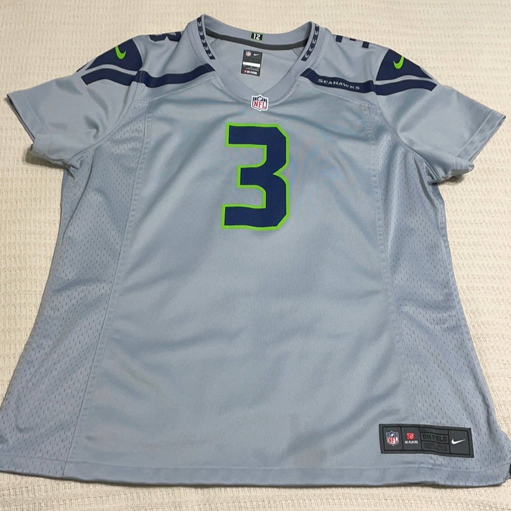Seattle Seahawk Russell Wilson Women’s XXL Jersey